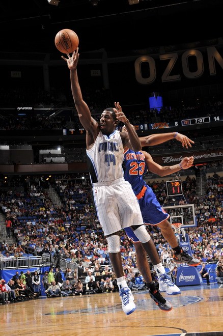  尼克斯主场加时憾负魔术遭三连败  