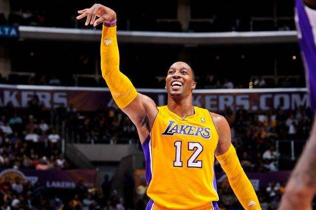  福克斯压哨跳投命中，国王加时险胜湖人