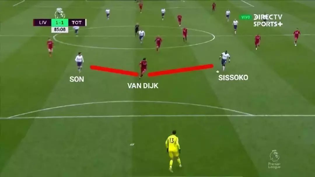  克莱蒙定位球战术奏效力克洛里昂全取三分  