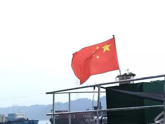  斯佩齐亚顽强斗志，航海者精神照亮马拉西球场